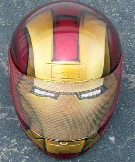 Iron Man helmet. If I ever get a motorcycle.. (: (With images ...