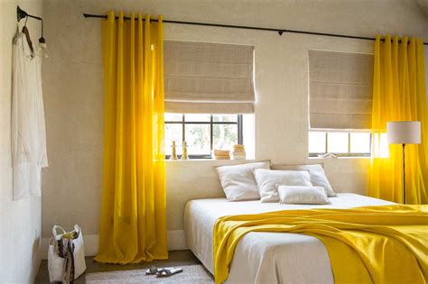 Grey And Yellow Bedroom : How To Decorate A Bedroom With Yellow : The warmth of a soft lemony ...