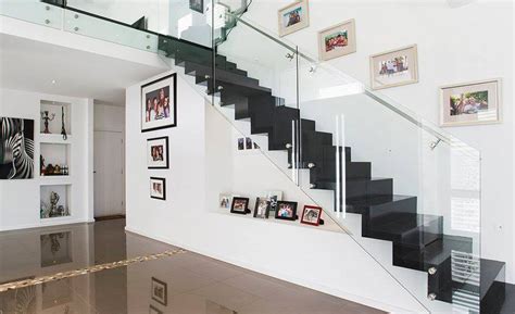 Glass Balustrade Stairs Melbourne, Frameless Glass Balustrade - Gowling Stairs