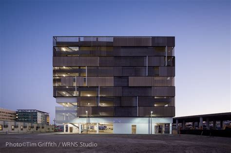 Gallery of UCSF Mission Bay Parking Structure / WRNS Studio - 4