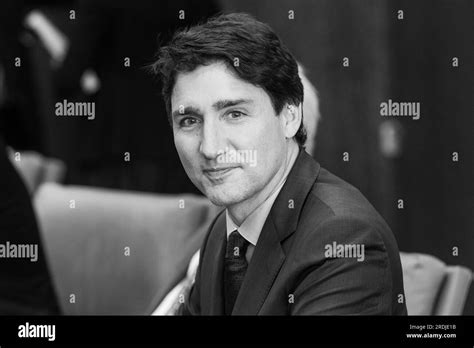 Canadá justin trudeau Black and White Stock Photos & Images - Alamy