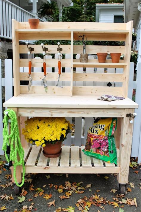 DIY Potting Bench Plan - Build A Simple Potting Bench