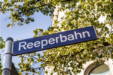 Die 11 besten Reeperbahn Hamburg Sehenswürdigkeiten - PANIK CITY