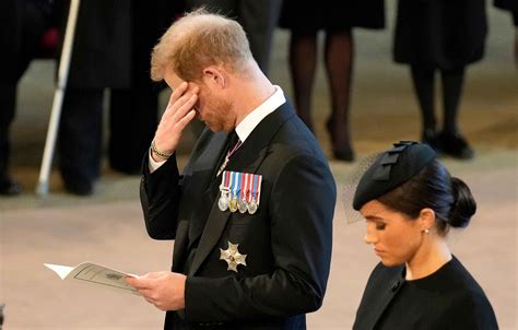 Prince Harry & Meghan Markle Pushed Aside At Queen Elizabeth's Funeral