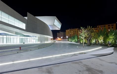 MAXXI Museum / Zaha Hadid Architects | ArchDaily