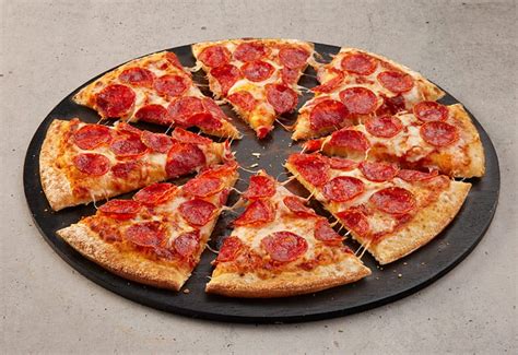 How Many Calories in a Large Dominos Pizza? - Health & Detox & Vitamins