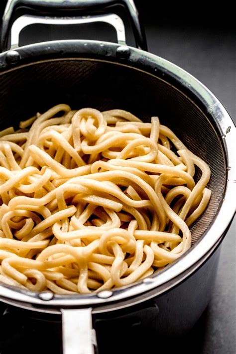 Udon Noodle Soup (Easy 5-Minute Recipe) - Platings + Pairings