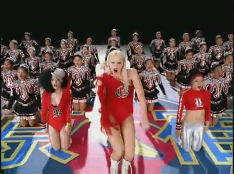 Hollaback Girl [Music Video] - Gwen Stefani Image (27189729) - Fanpop