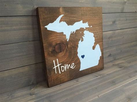 Michigan Wood Sign Michigan Wall Art Personalized Gift - Etsy ...