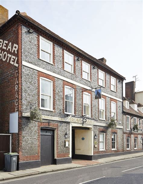 Bear Hotel Havant by Greene King Inns - Reviews, Photos & Rates | ebookers.com