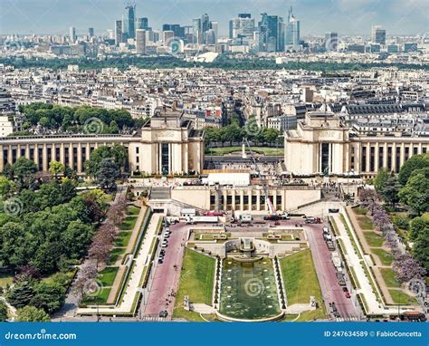 Trocadero Gardens And Eiffel Tower, Paris Royalty-Free Stock ...