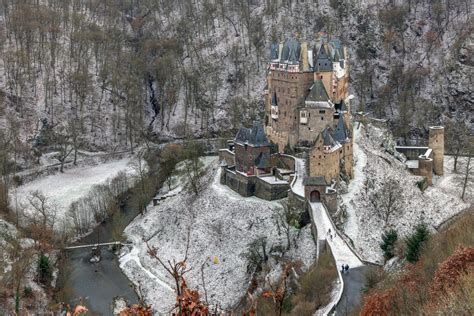 Burg Eltz im Winter 3 Foto & Bild | architektur, schlösser & burgen, profanbauten Bilder auf ...