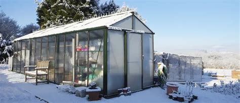 5 Tips to Keep a Greenhouse from Freezing | LeafFilter