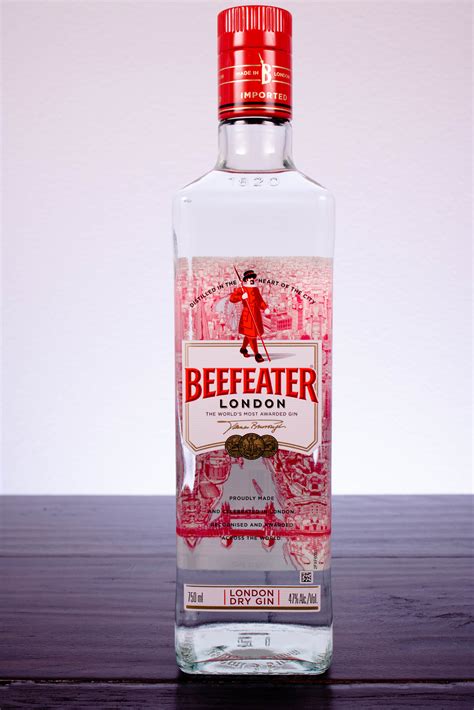 Beefeater London Dry Gin - First Pour Cocktails