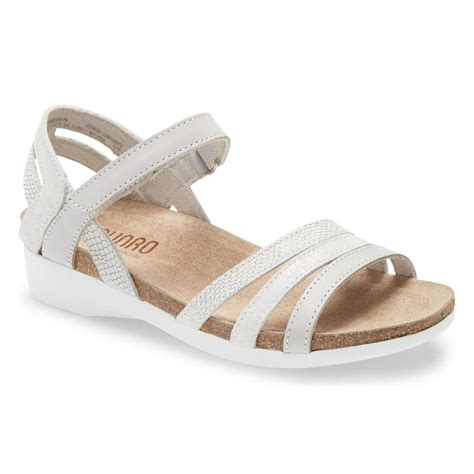 14 Best Walking Sandals for Women of 2024