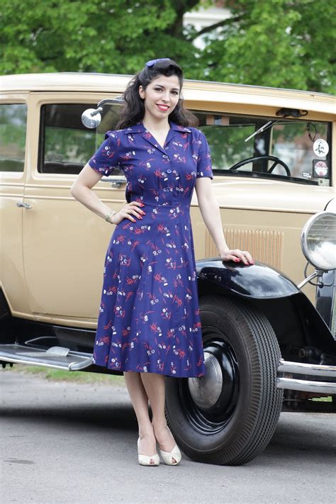 The Adventures of Miss Bamboo: Reproduction vintage 1940's Clothing and Dresses