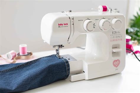 Baby Lock Vs Brother Sewing Machines Review & Comparison - Hobbies Unleashed