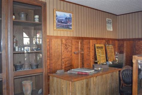 Gold Nugget Museum (Paradise) - 2020 All You Need to Know BEFORE You Go ...