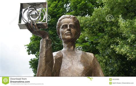 Marie Curie monument editorial image. Image of laureates - 95530990