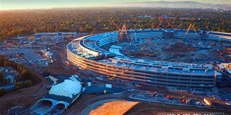 4K Drone Footage Shows Apple Campus Construction Progress | Inverse