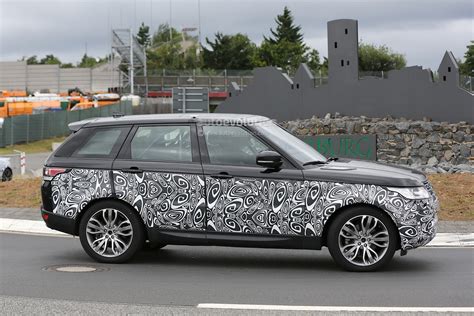 Spyshots: 2017 Range Rover Sport First Photos - autoevolution