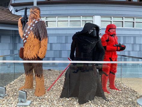 New Star Wars Sculptures Debut Outside The LEGO Store at Disney Springs - Jedi News