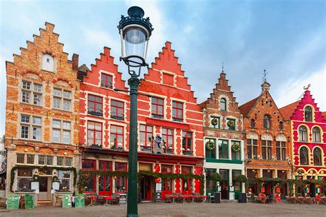 Christmas Grote Markt square of Brugge, Belgium. - Inglard voyages