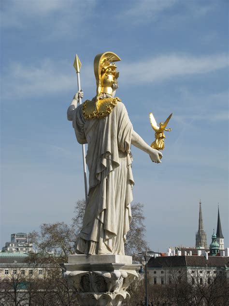 Datei:Pallas Athena statue, Vienna-3.jpg – Wikipedia