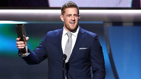 J.J. Watt wins NFL Defensive Player of the Year award - ABC13 Houston