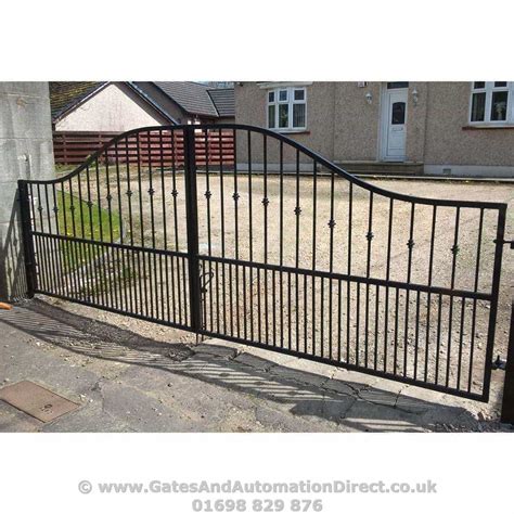 Short Metal Driveway Gate 008 - Gates & Automation Direct