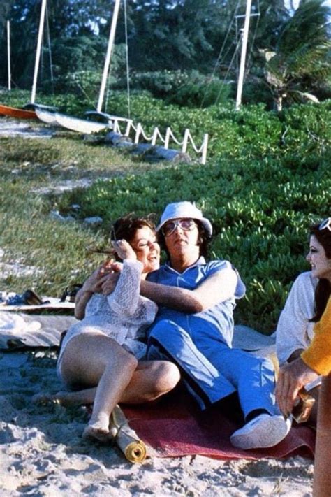 Rare Photos of Elvis Presley and Ginger Alden During His Last Vacation in Hawaii, 1977 ~ Vintage ...