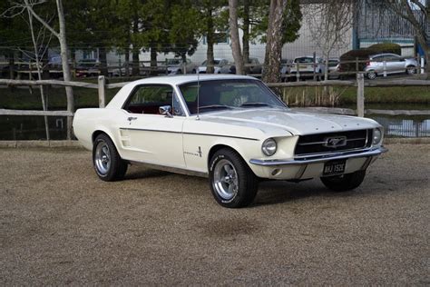 1967 Ford Mustang 289 Auto White - Muscle Car