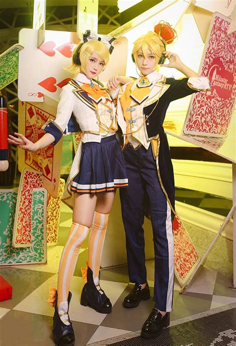 Kagamine Rin And Len Cosplay