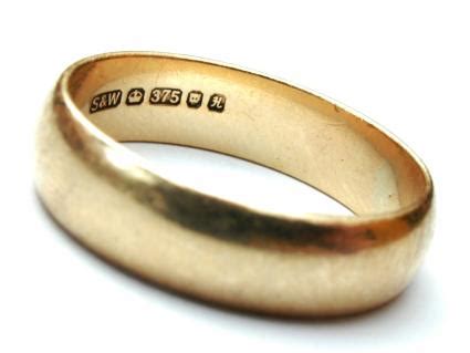 Understanding Markings on Jewelry | LoveToKnow