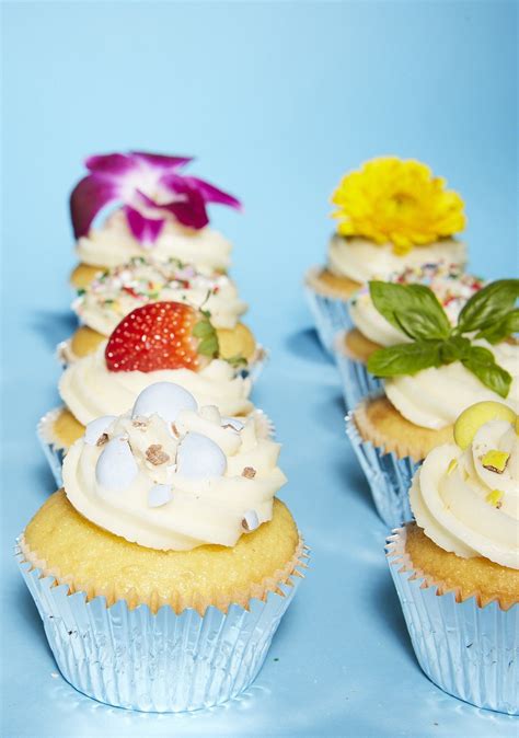 Easy Decorating Ideas for Spring Cupcakes | Spring cupcakes, Cupcake recipes, Vanilla recipes