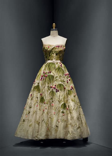 Select Images | Vintage dior, Vintage couture, Vintage dresses