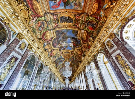 Versailles Hall Of Mirrors High Resolution Stock Photography and Images - Alamy