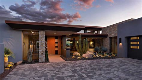 Fascinating modern desert home melds into the Sonoran landscape