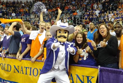 The University of Evansville Purple Aces have rebranded : r ...