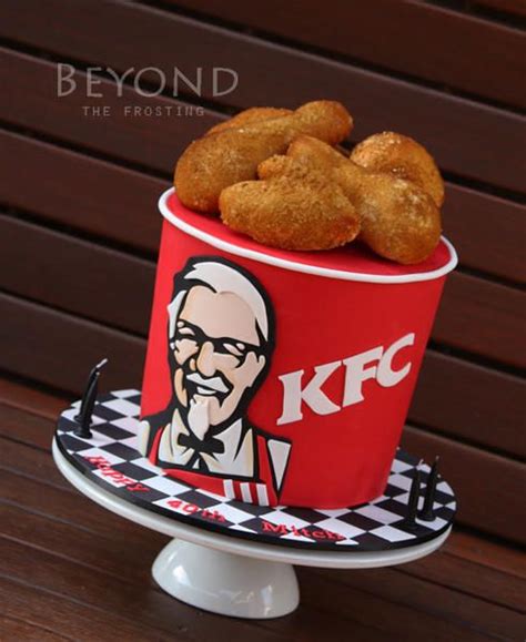 KFC Bucket by beyondthefrosting Edible Food, Edible Cake, Beautiful Cakes, Amazing Cakes, Kfc ...