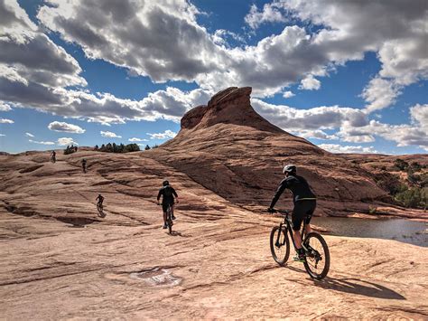 The Slickrock Trail - Moab | Pros and Cons | Adventure West