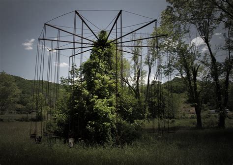 Eerie Images Of America's Abandoned Amusement Parks Will Haunt You | Gizmodo Australia