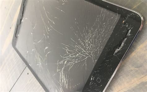 Cracked iPad Screen Repair in Detroit - iRepairMotown - iPad Repair