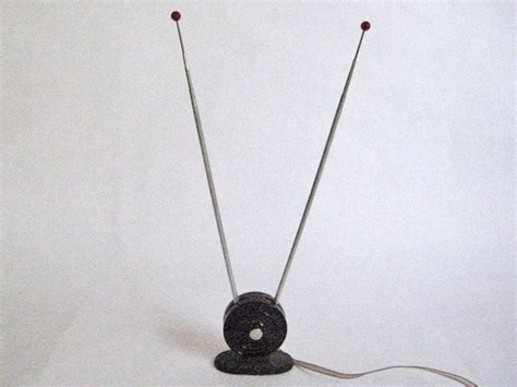 Vintage RABBIT EARS Television Antenna Home Decor / TV or