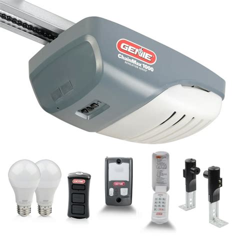 Genie- ChainMax 1000 Essentials- 3/4 Hpc Chain Drive Garage Door Opener- Plus LED Bulbs ...