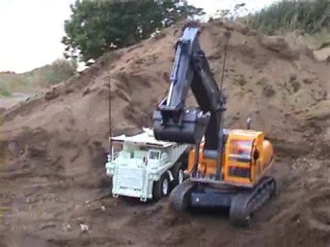 Hobby Engine Excavator Demo - YouTube