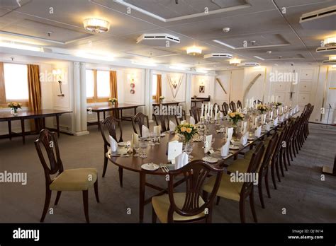 Interior of the Royal Yacht Britannia Stock Photo: 62733360 - Alamy