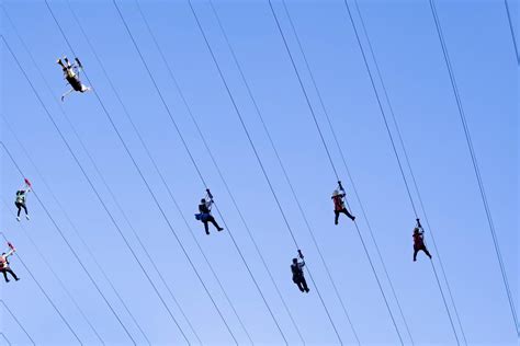 Fly LINQ Zipline Las Vegas Ticket - Book Online at Civitatis.com