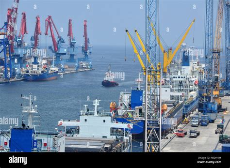 Jakarta international container terminal hi-res stock photography and images - Alamy