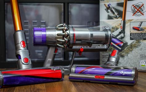 Review: Dyson Cyclone V10 Absolute | The GATE